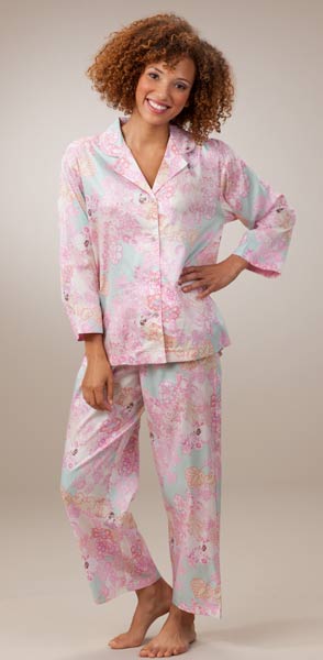 Last Ones Size L - Natori "N" 100% Cotton 3/4 Sleeve Capri Pajamas - Pastel Geisha Dreams Print