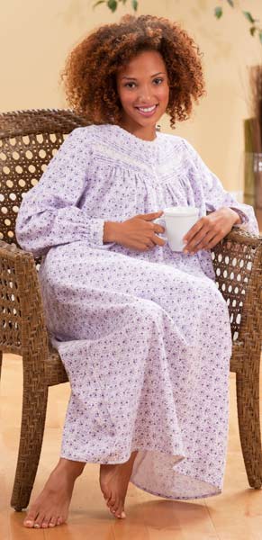 Sale - Eileen West Flannel Nightgowns - Long Gown in Sugarplum Dreams