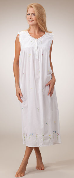 La Cera Sleepwear - Plus 1X to 4X  ''Soft & Easy'' Sleeveless Embroidered Cotton Ballet Nightgown - In White