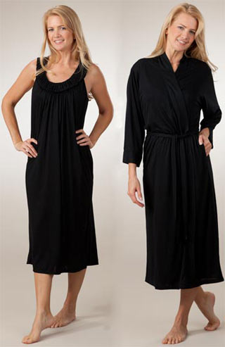 Natori Gown and Robe Set in Black