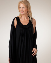 Natori Gown and Robe Set in Black