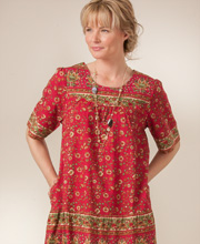 La Cera House Dresses - Cotton Short Sleeve Dress in Cherry Paisley Print
