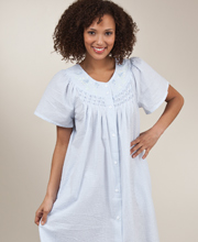 Miss Elaine Seersucker Snap Front Robe - Short in Pale Blue Stripe