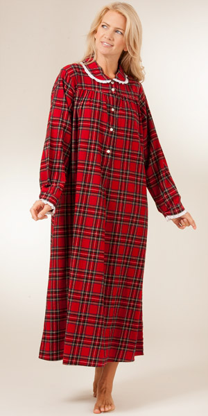 Last Ones Size M - Lanz Flannel Peter Pan Collar Red Plaid Gown