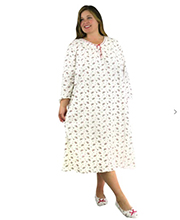 Plus Size La Cera Long Sleeve 100% Cotton Knit Ballet Mistletoe Print on Ivory