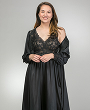 Shadowline Silhouette Small Robe/Gown Peignoir Set - Black