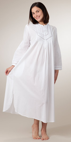 YAs Seen in Glamour (Size Small) Long Sleeve White Cotton Nightgown by La Cera