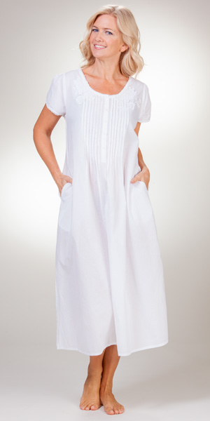 Soft &amp; Easy Cotton Gown - La Cera Lace-Trim White Short Sleeve Gown