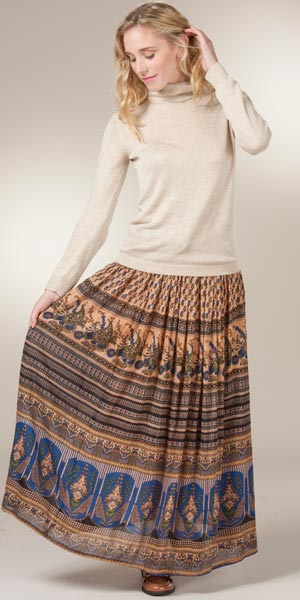 Z3-2-2016 Long Skirts - Women&#39;s One Size Crinkle Maxi Skirt in Tan Paisley