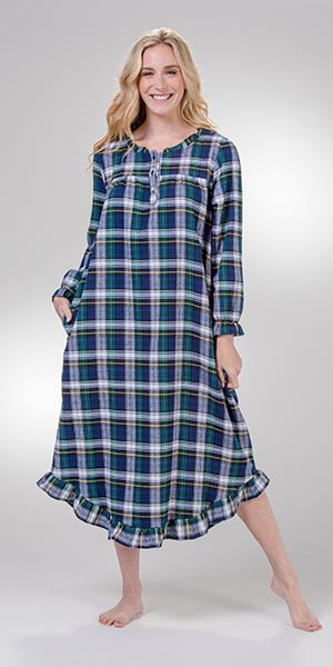 La Cera Cotton Flannel Nightgown - Long Sleeve in Navy Plaid