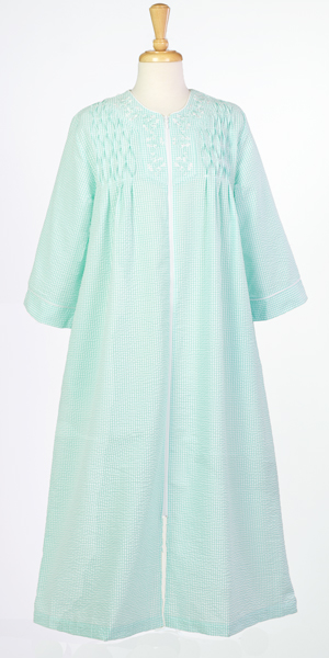 SC SALE Miss Elaine (Size M) Long Seersucker Robe - Smocked Zip Front in Aqua Mint  (Use Coupon CYBERDAYS for 25% Off)