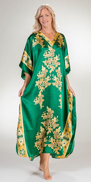 Winlar Women&#39;s Satin Charmeuse Caftan in Taylor Emerald Green
