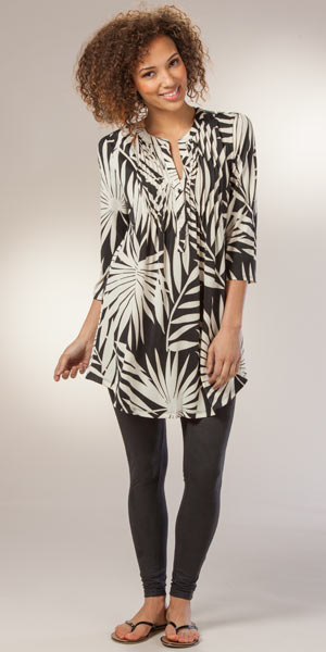 La Cera (Small) Pleated 3/4 Sleeve Poly Blend Tunic Top - Palm Shade
